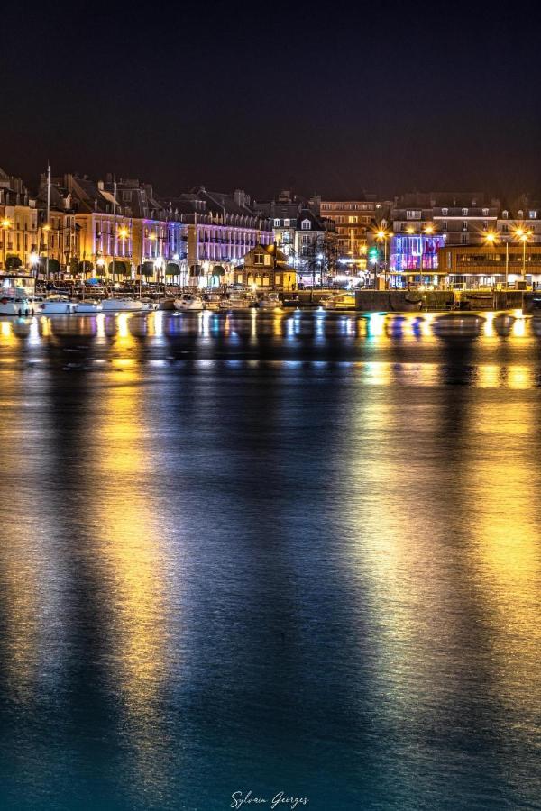 Avec Jardinet Sans Vis A Vis Plein Centre Ville Au Rdc 350M De La Plage ディエップ エクステリア 写真